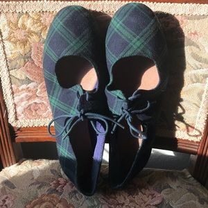 ModCloth Plaid Dream Shoes